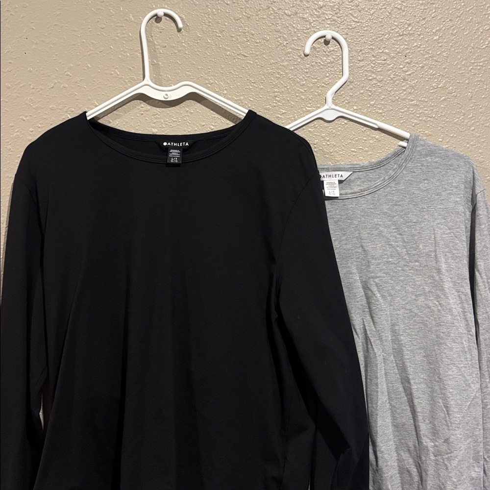 Athleta Heather Gray and Black Essential Top Bundle - Large and Tall